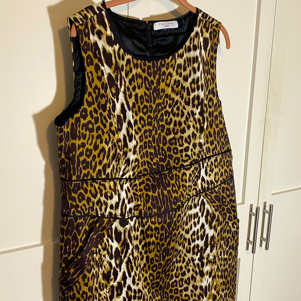 Tahari Leopard Print Sheath Dress EUC